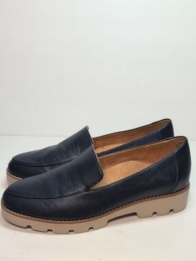 Vionic Kensley leather navy blue slip on loafer woman's size 7.5 EU 38